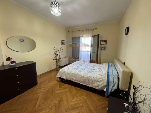 Durres, shitet godine biznesi Kati 0, 537 m² 800.000 € (Durres)