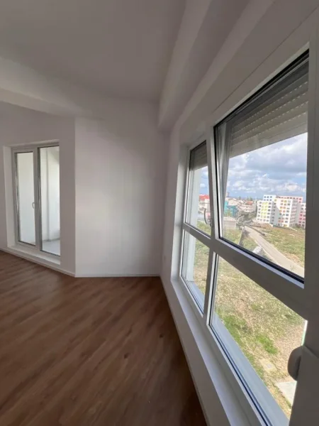 Tirane, shitet apartament 2+1+Ballkon Kati 5, 94 m² 131.000 € (rruga Pasho Hysa)