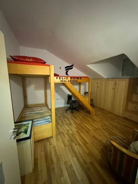 Tirane, jepet me qera apartament 2+1 Kati 7, 114 m² 800 € (QENDER)