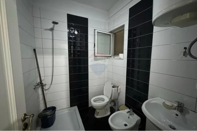 Tirane, shitet apartament 1+1 Kati 7, 66 m² 130.000 € (Rruga e Elbasanit)