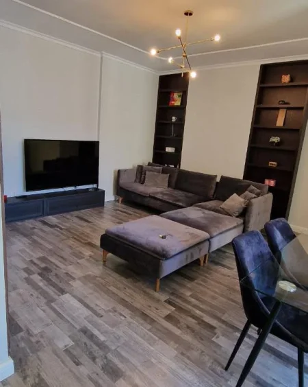 Tirane, shes apartament 2+1+Ballkon Kati 4, 102 m² 250.000 € (Rr. Eduart Mano te “Kopshti Zoologjik”)