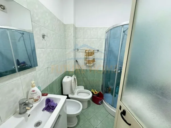 Tirane, shitet apartament 2+1 Kati 7, 81 m² 129.000 € (Yzberisht)