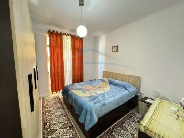 Tirane, shitet apartament 2+1 Kati 7, 81 m² 129.000 € (Yzberisht)