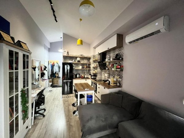 Tirane, jepet me qera apartament 1+1 Kati 3, 65 m² 550 € (Kodra e diellit)