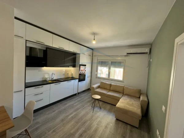 Durres, shitet apartament 2+1 Kati 7, 86 m² 135.000 € (Plazh, Rrota e Kuqe)