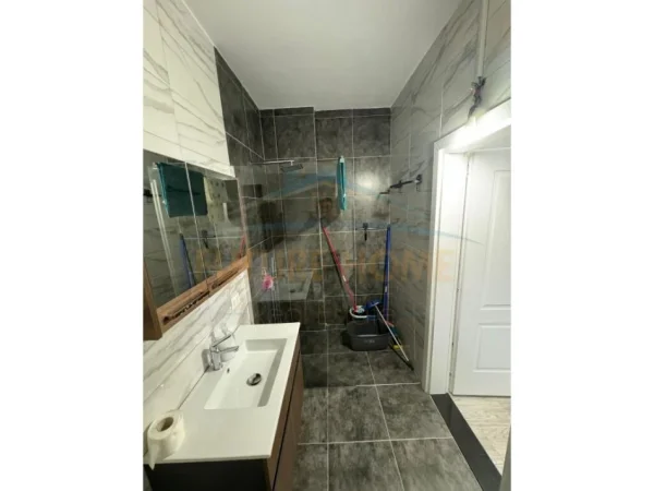 Durres, shitet apartament 2+1 Kati 7, 86 m² 135.000 € (Plazh, Rrota e Kuqe)