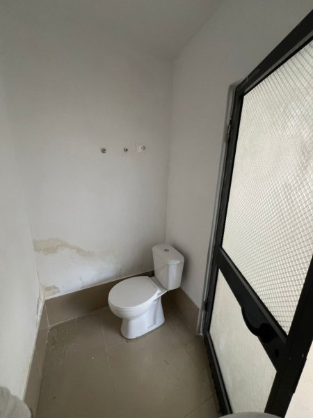 Tirane, jepet me qera ambjent biznesi Kati 0, 30 m² 200 € (Qyteti Studenti)
