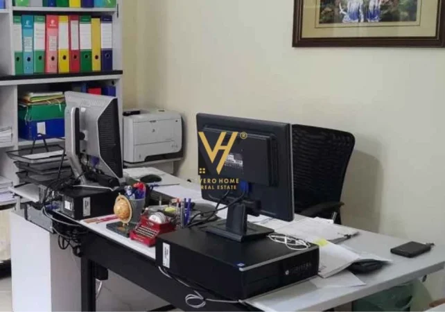 Tirane, shitet ambjent biznesi Kati 0, 65 m² 260.000 € (BLLOK)