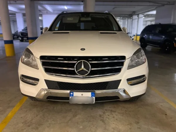 Tirane, SHITET 2012 Mercedes Benz ML 350 Diesel Double Panoramic Nafte, e bardhë automatik Klima 235.200 km 13.000 €