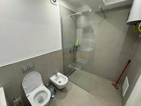 Tirane, shitet apartament 1+1+Ballkon Kati 3, 84 m² 141.000 € (Vasil Shanto)