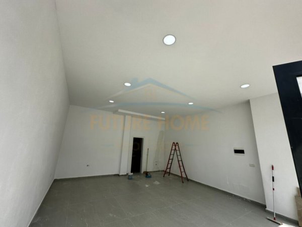 Tirane, jepet me qera ambjent biznesi Kati 0, 54 m² 500 € (Selite)