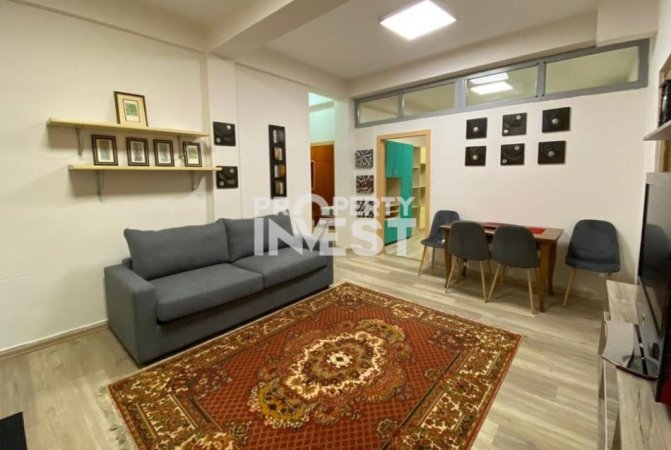 Tirane, jepet me qera apartament 1+1+Aneks+Ballkon Kati 2, 65 m² 500 € (Vilat Gjermane)