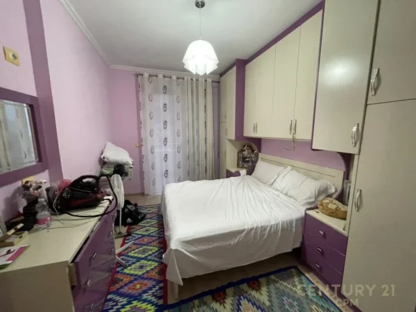 Tirane, shitet apartament 2+1 Kati 2, 136 m² 245.000 € (liqeni i tiranes)