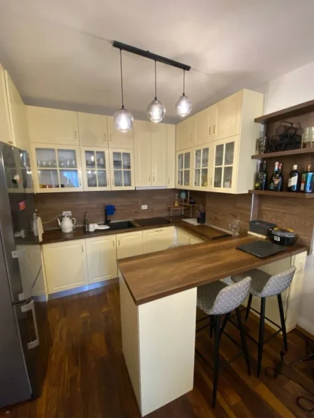 Durres, shitet apartament 1+1+Ballkon Kati 4, 65 m² 75.000 € (Shkembi Kavajes, Durres)