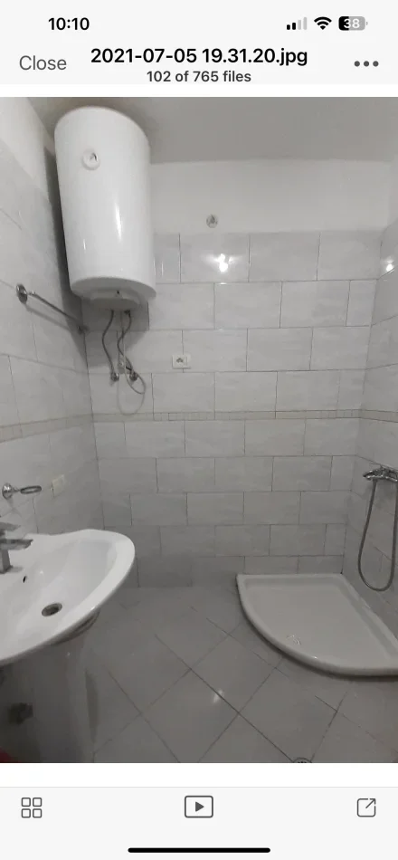 Tirane, shitet apartament 1+1 Kati 5, 96.000 € (Idriz Dollaku)