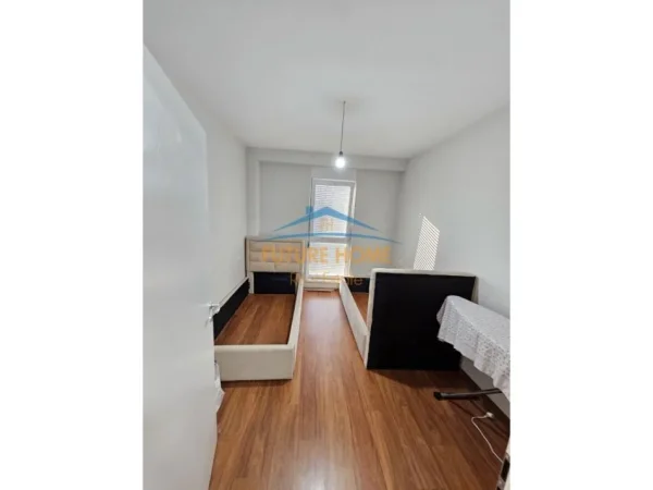 Tirane, shitet apartament 2+1+2+Post Parkimi Kati 7, 108 m² 200.000 € (SIRI KODRA)