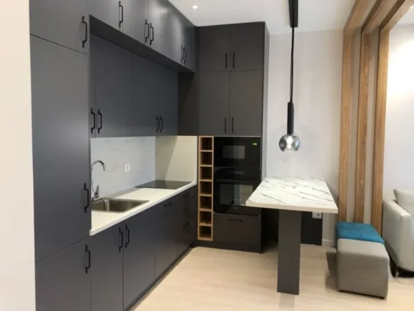 Tirane, shitet apartament 1+1 Kati 5, 70 m² 159.000 € (Pazari Ri)