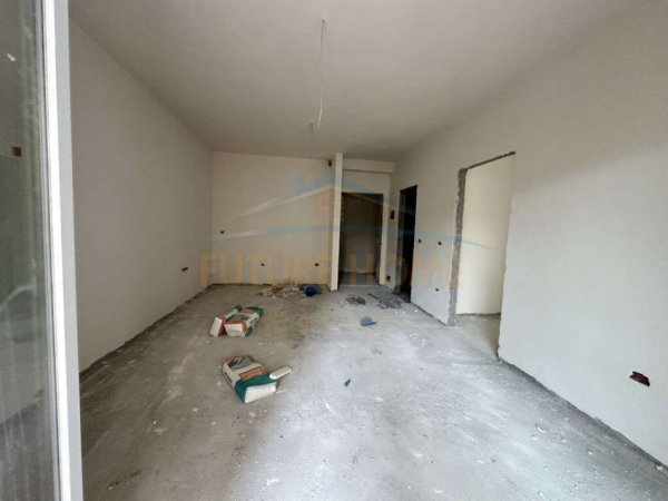 Tirane, shes apartament 1+1+Ballkon Kati 1, 70 m² 118.900 € (rruga dritan hoxha) UNA42876