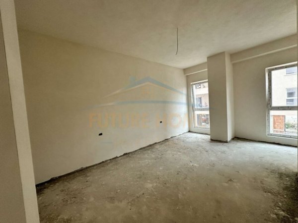Tirane, shes apartament 1+1+Ballkon Kati 1, 70 m² 118.900 € (rruga dritan hoxha) UNA42876