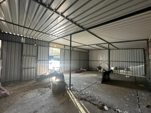 Tirane, jepet me qera magazine Kati 1, 110 m² 500 € (5 maji)