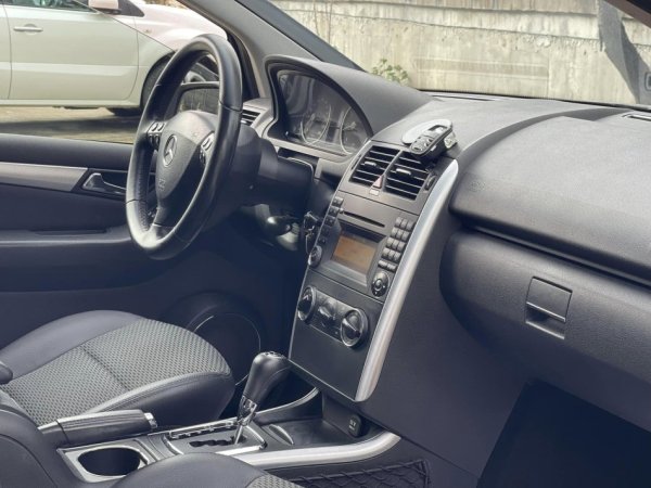 Tirane, shes makine BENZ A150 AUTOMAT Benzin, gri metalizato automatik Klima 184.000 km 4790 €