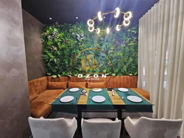 Tirane, shitet bar-resorant Kati 1, 200 m² 120.000 € (kinostudio)