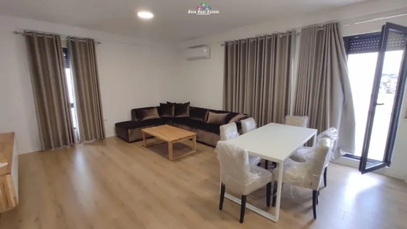 Tirane, jepet me qera apartament 2+1 Kati 6, 100 m² 900 € (porcelan)