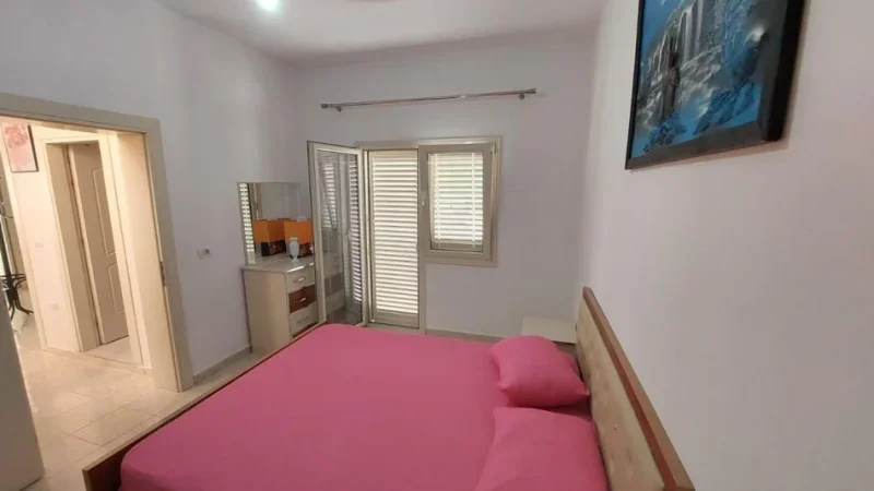 Tirane, jepet me qera apartament 3 Katshe Kati 1, 280 m² 450 € (Fresk)