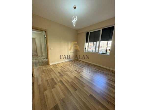 Tirane, shitet apartament 2+1 Kati 2, 85 m² 125.000 € (Astir)