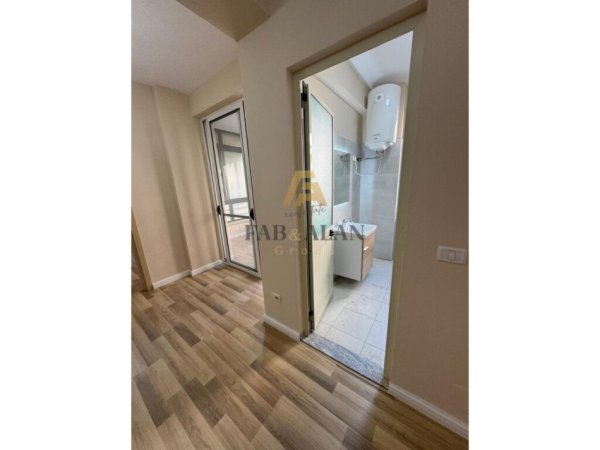 Tirane, shitet apartament 2+1 Kati 2, 85 m² 125.000 € (Astir)