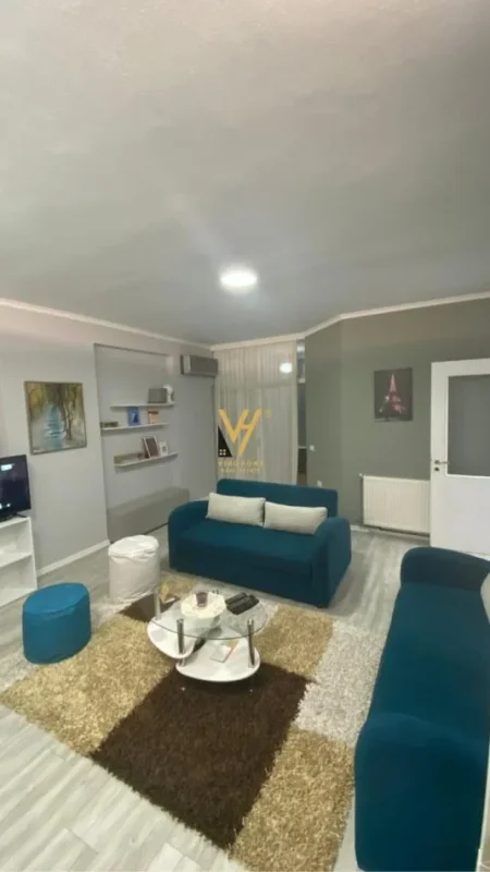 Tirane, shitet apartament 1+1+Ballkon Kati 3, 73 m² 190.000 € (KOMUNA E PARISIT)