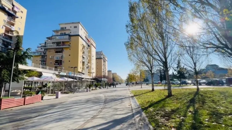 Tirane, shitet apartament 1+1+Ballkon Kati 9, 48 m² 84.000 € (ish fusha avioacionit)
