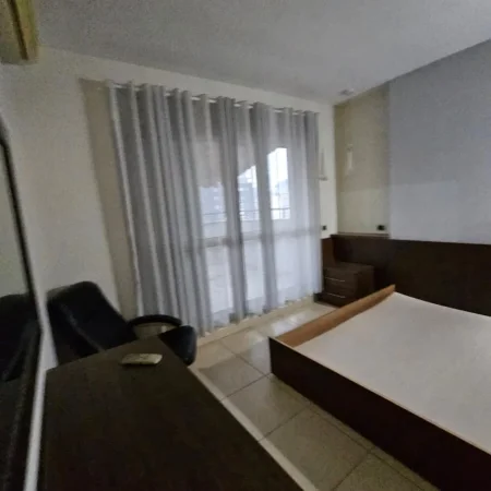 Tirane, jepet me qera 2+1+Aneks+Ballkon Kati 7, 120 m² 600 € 