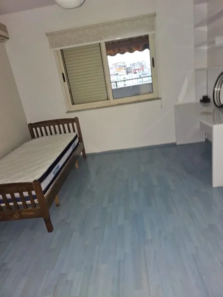 Tirane, jepet me qera 2+1+Aneks+Ballkon Kati 7, 120 m² 600 € 