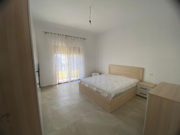 Tirane, jepet me qera apartament 3+1+Ballkon Kati 3, 160 m² 500 € (Astir)