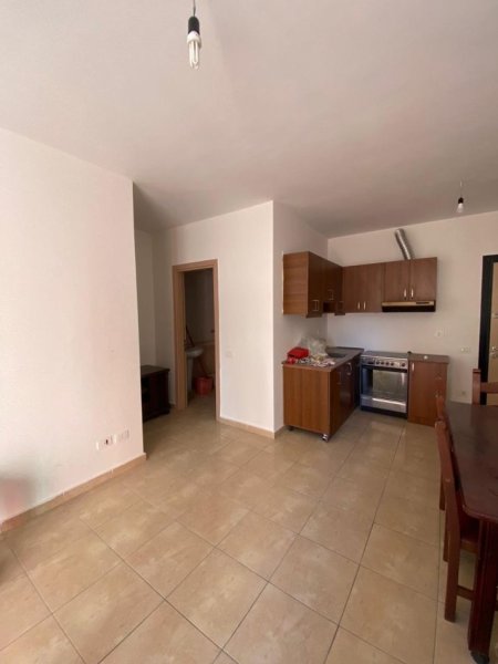Durres, shes apartament 1+1 Kati 3, 75 m² 62.000 € (Rruga Pavaresia)