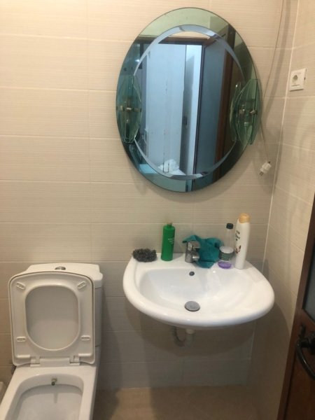 Tirane, jepet me qera apartament 1+1 Kati 1, 70 m² 350 € (KOPSHTI BOTANIK)