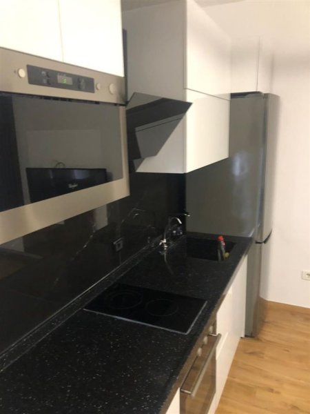 Tirane, jepet me qera apartament 1+1+Ballkon Kati 6, 69 m² 550 € (Turdiu, Fusha e Aviacionit)