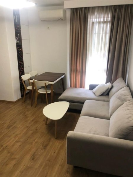 Tirane, jepet me qera apartament 1+1+Ballkon Kati 6, 69 m² 550 € (Turdiu, Fusha e Aviacionit)