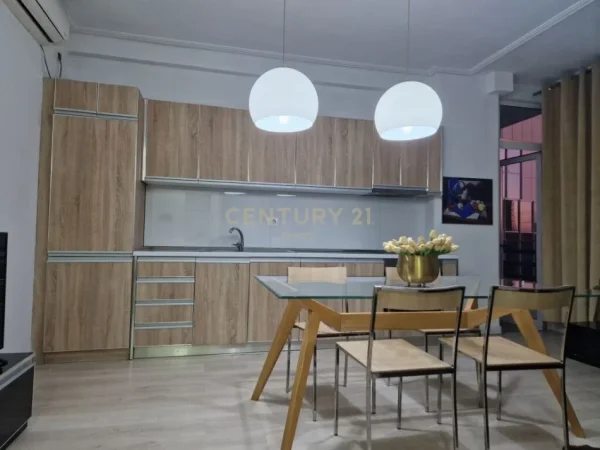 Tirane, shitet 1+1 Kati 5, 67 m² 139.000 € (zogu i zi)