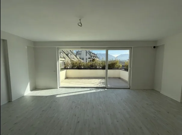 Tirane, shitet apartament Kati 4, 131 m² 360.000 € 