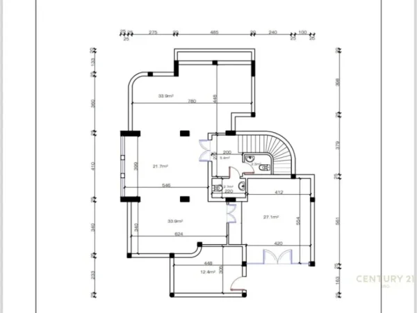 Tirane, jap me qera ambjent biznesi , 654 m² 5.000 € (Ish stacioni i fundit i Tiranës së Re)
