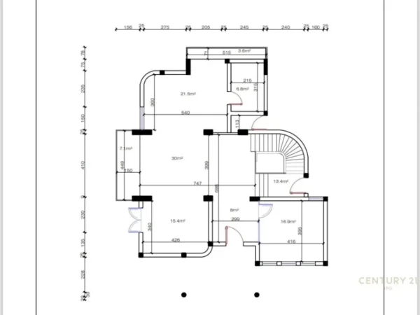 Tirane, jap me qera ambjent biznesi , 654 m² 5.000 € (Ish stacioni i fundit i Tiranës së Re)