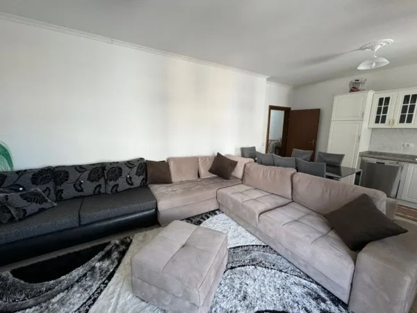 Durres, shitet apartament 2+1+Ballkon , 140 m² 200.000 € 