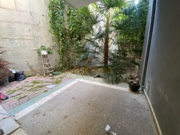 Tirane, shes 2+1 Kati 3, 72 m² 135.000 € (Kompleksi Fz, Liqeni i thate)