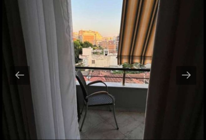 Tirane, jepet me qera garsonier 1+1 Kati 3, 40 m² 550 € (Rruga e Barrikadave)