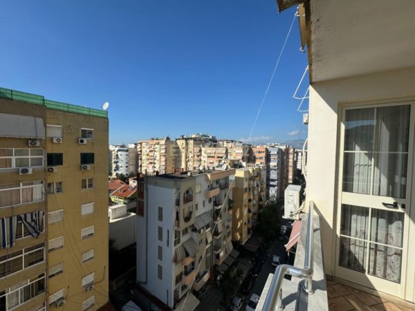 Tirane, jepet me qera apartament 3+1 Kati 7, 330.000 € (komuna e parisit)