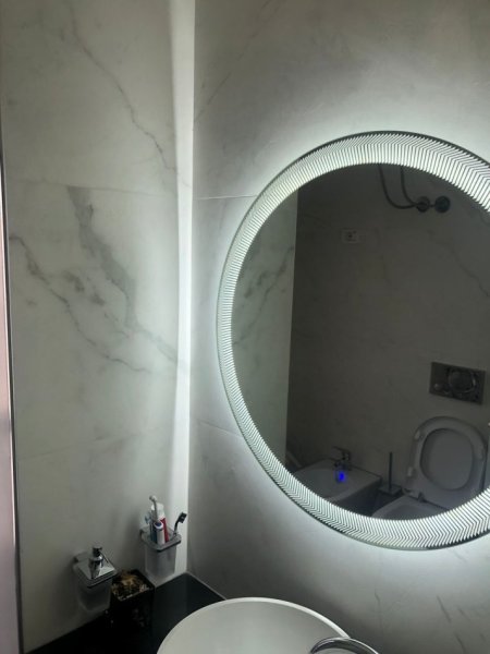 Tirane, jepet me qera apartament 1+1+Ballkon Kati 7, 63 m² 500 € (Ish Fusha e Aviacionit)