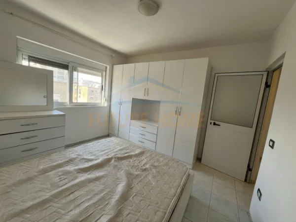 Durres, shitet apartament 1+1 Kati 5, 56 m² 59.000 € (drejtoria e policise)