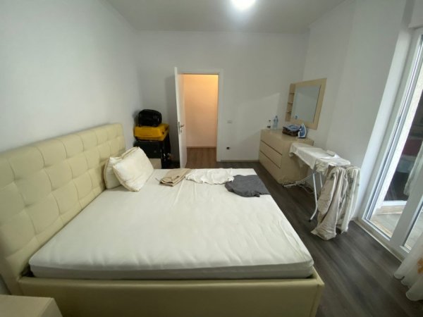 Durres, shitet apartament 3+1+2  164 m² 300.000 € (VOLLGA DURRES!)